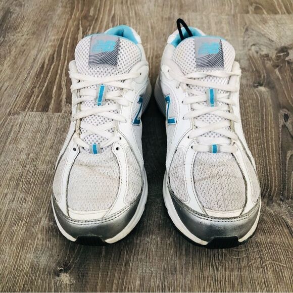 New Balance 496 V2 White Blue Athletic Running Shoes Sneakers Womens Size 7 - Picture 2 of 12